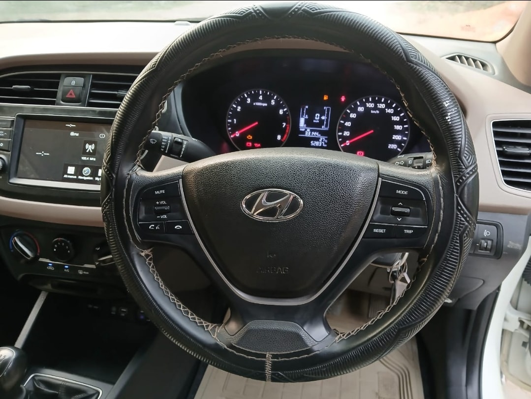 Elite i20 image 13 Elite i20 image 13