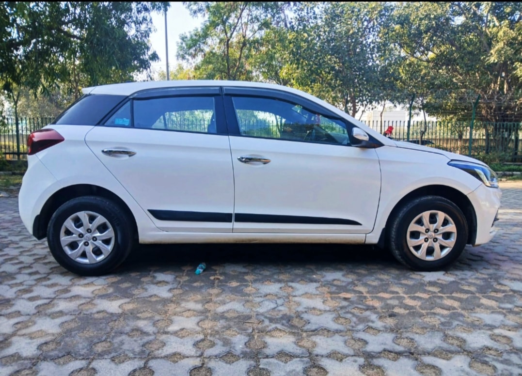 Elite i20 image 6 Elite i20 image 6