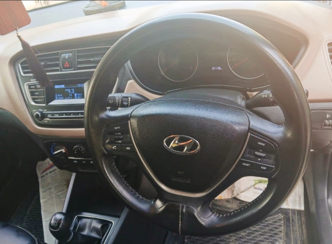 Elite i20 image 13 Elite i20 image 13