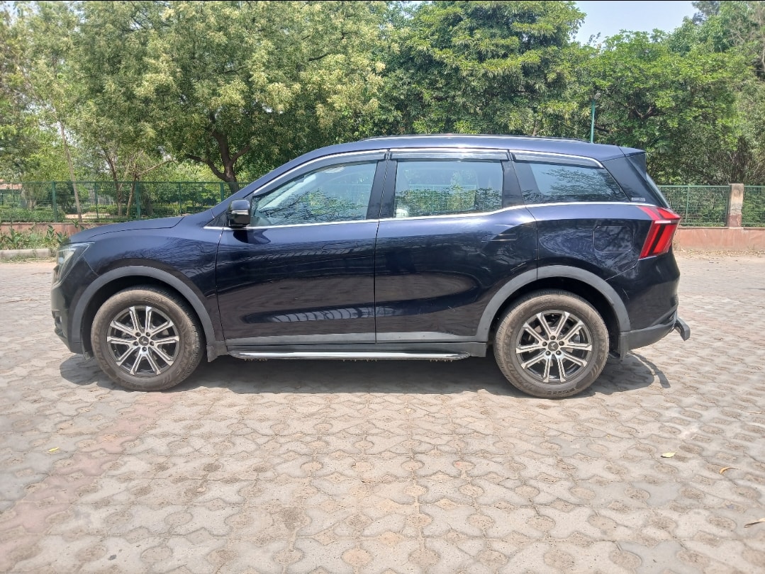 XUV700 image 2 XUV700 image 2