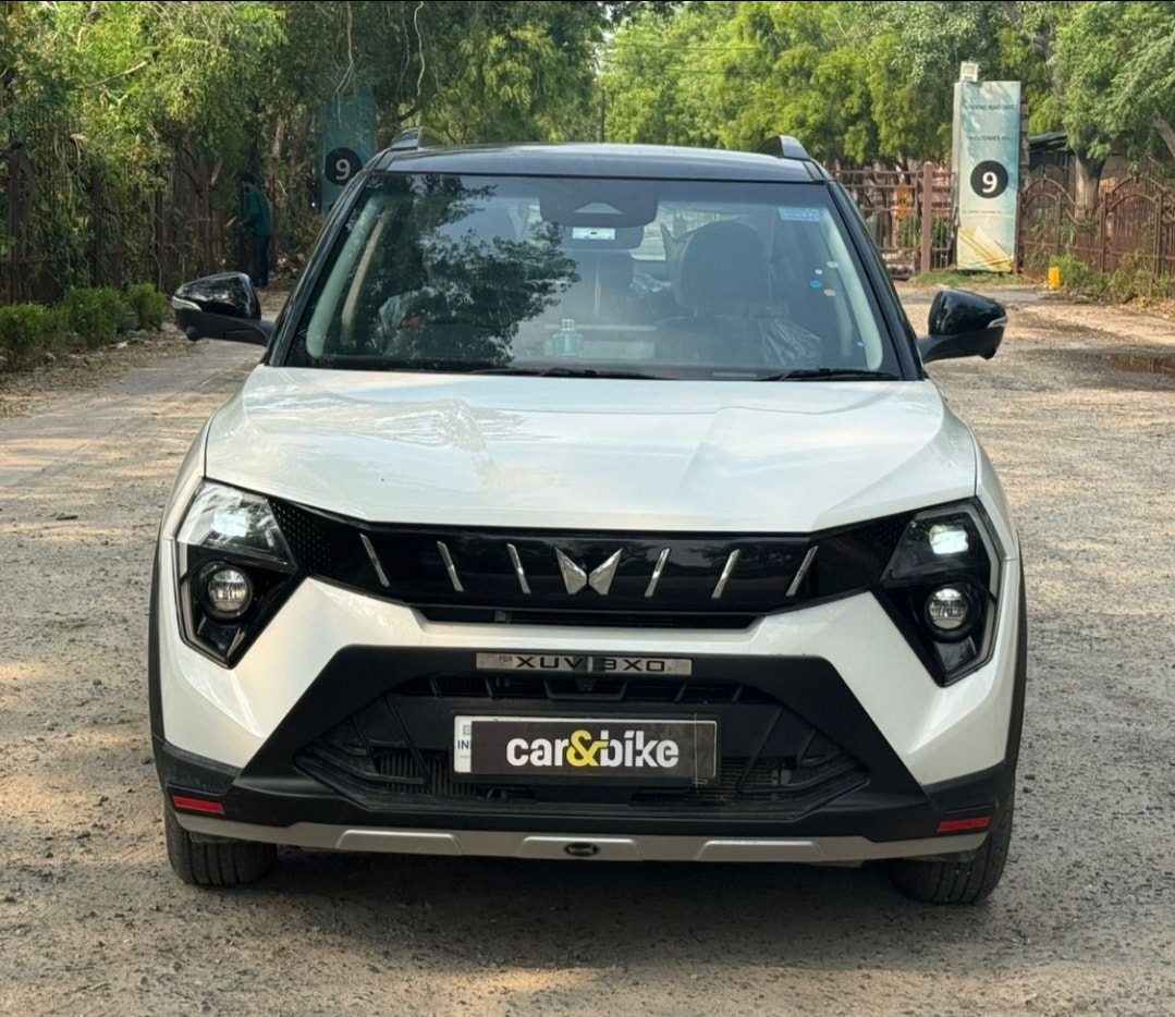 XUV 3XO image 8 XUV 3XO image 8