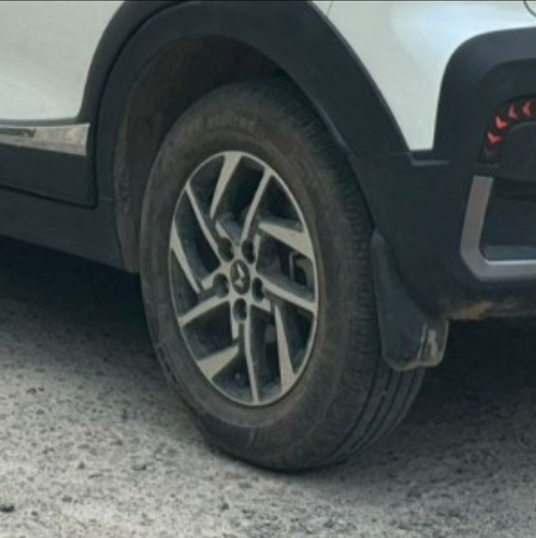 XUV 3XO image 9 XUV 3XO image 9