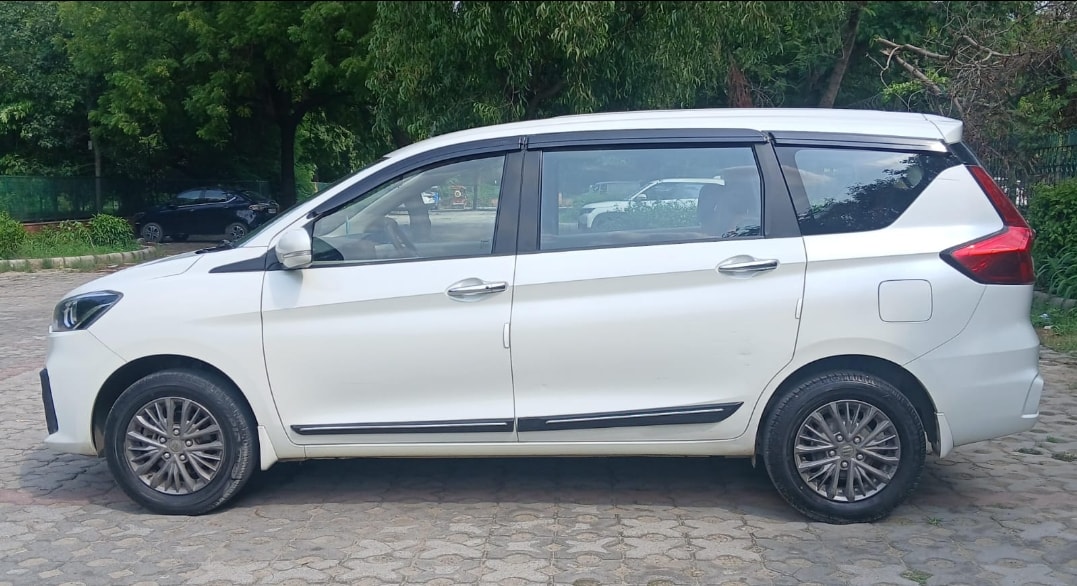Ertiga image 2 Ertiga image 2