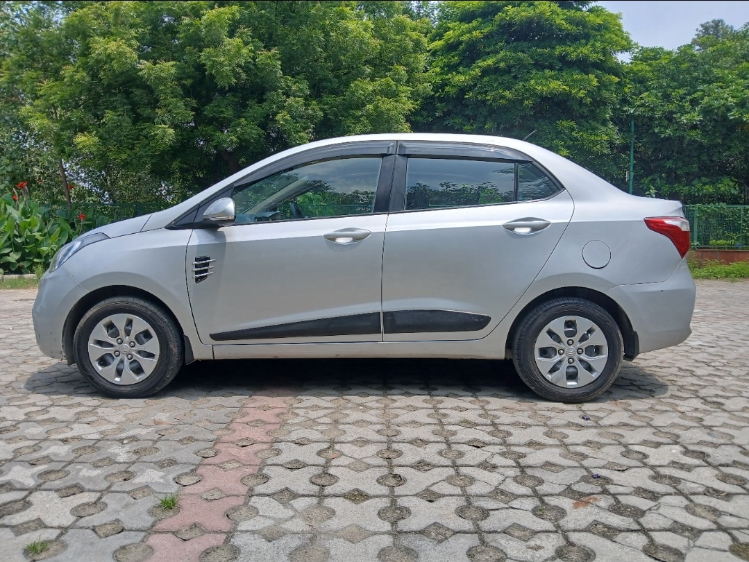 Xcent image 2 Xcent image 2