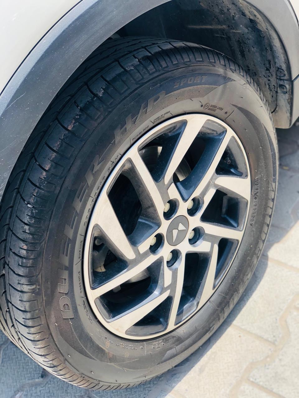 XUV300 image 9 XUV300 image 9