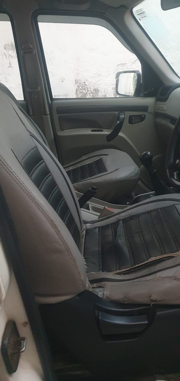 Scorpio image 16 Scorpio image 16