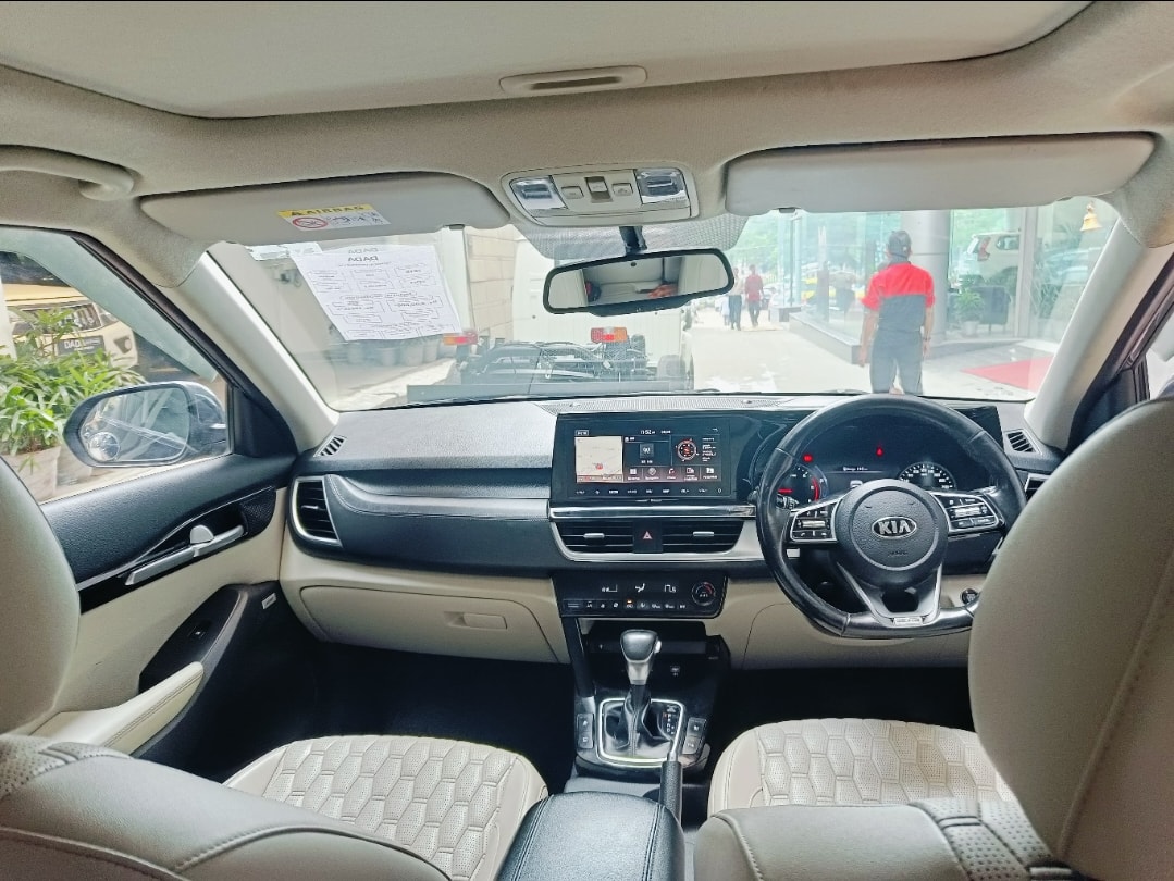 Seltos image 4 Seltos image 4