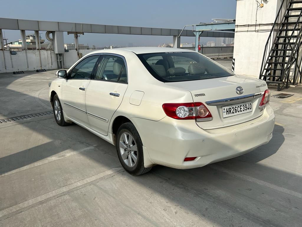 Corolla Altis image 4 Corolla Altis image 4