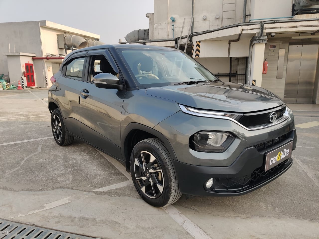 Punch image 6 Punch image 6