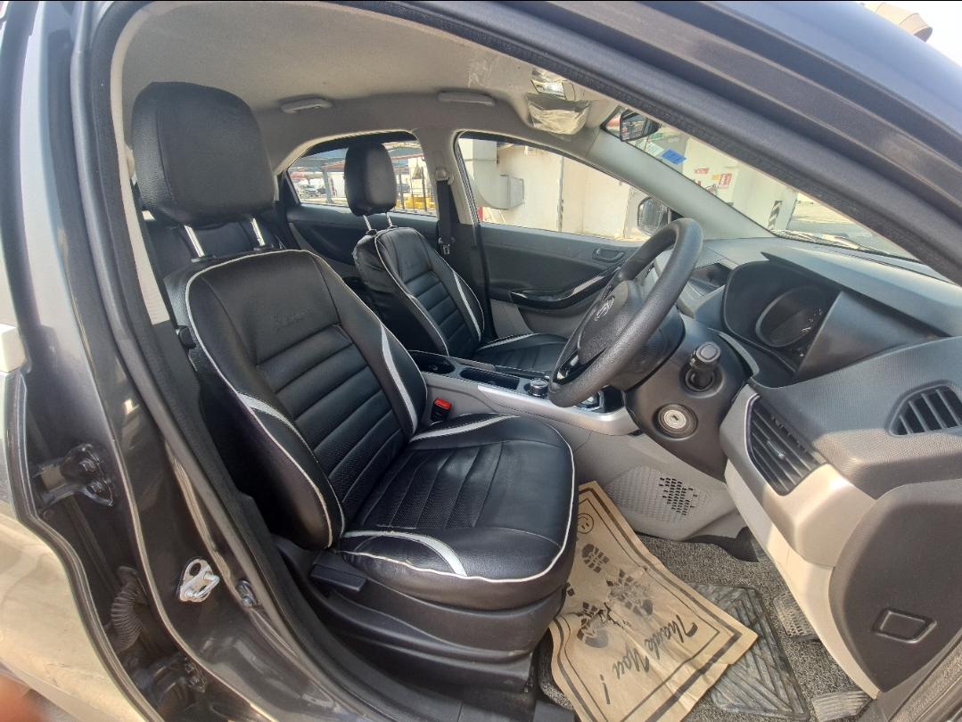 2018 Tata Nexon Revotron XMA AMT Front Seats 