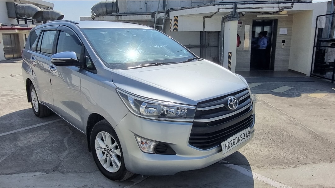 Innova Crysta image 6 Innova Crysta image 6