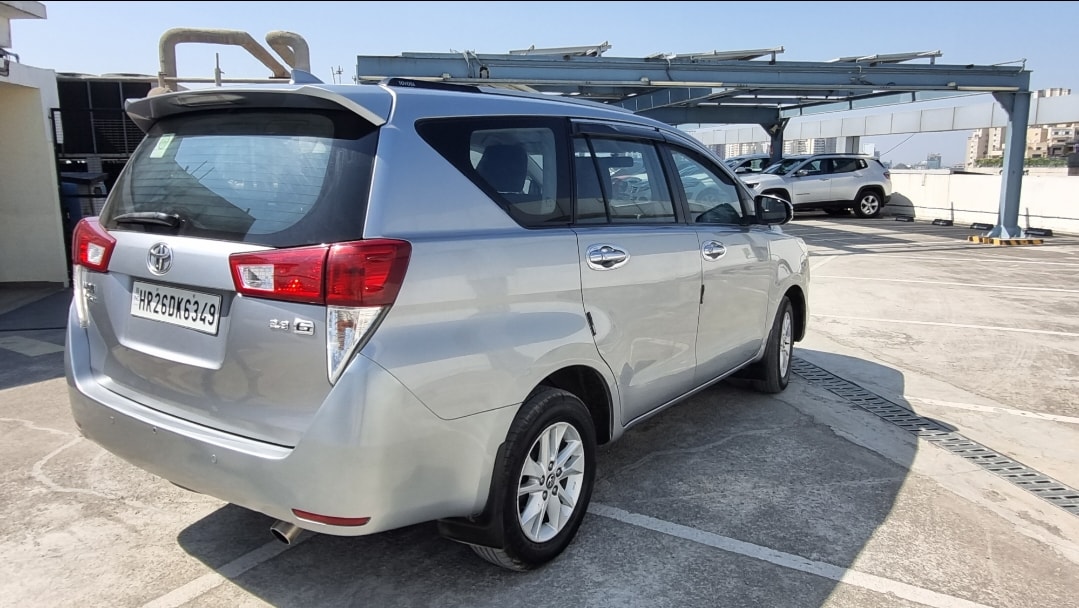 Innova Crysta image 4 Innova Crysta image 4