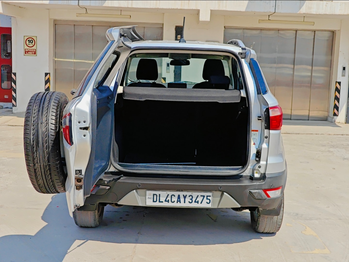 EcoSport image 9 EcoSport image 9