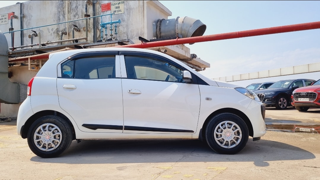 New Santro image 5 New Santro image 5