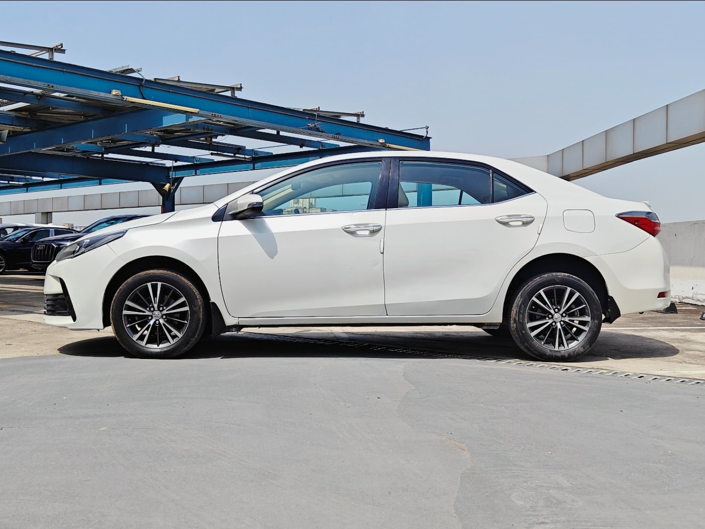 Corolla Altis image 2 Corolla Altis image 2