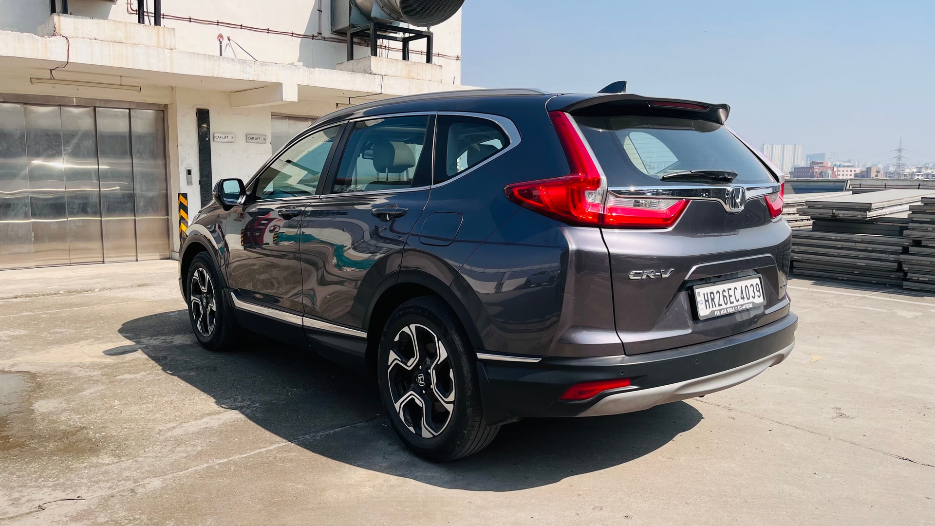 CR-V image 3 CR-V image 3