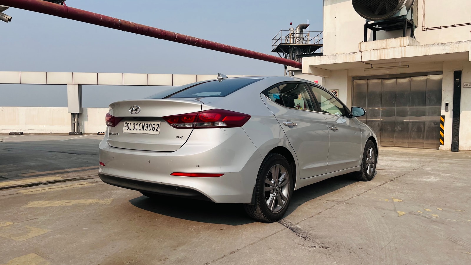 Elantra image 5 Elantra image 5