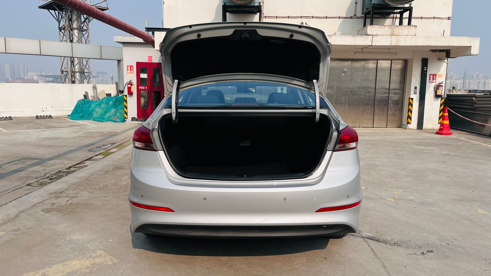 Elantra image 10 Elantra image 10