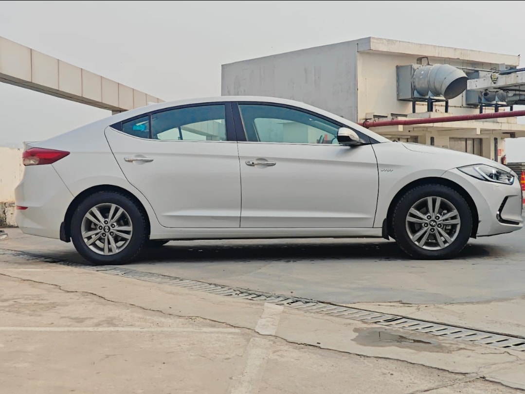 Elantra image 6 Elantra image 6