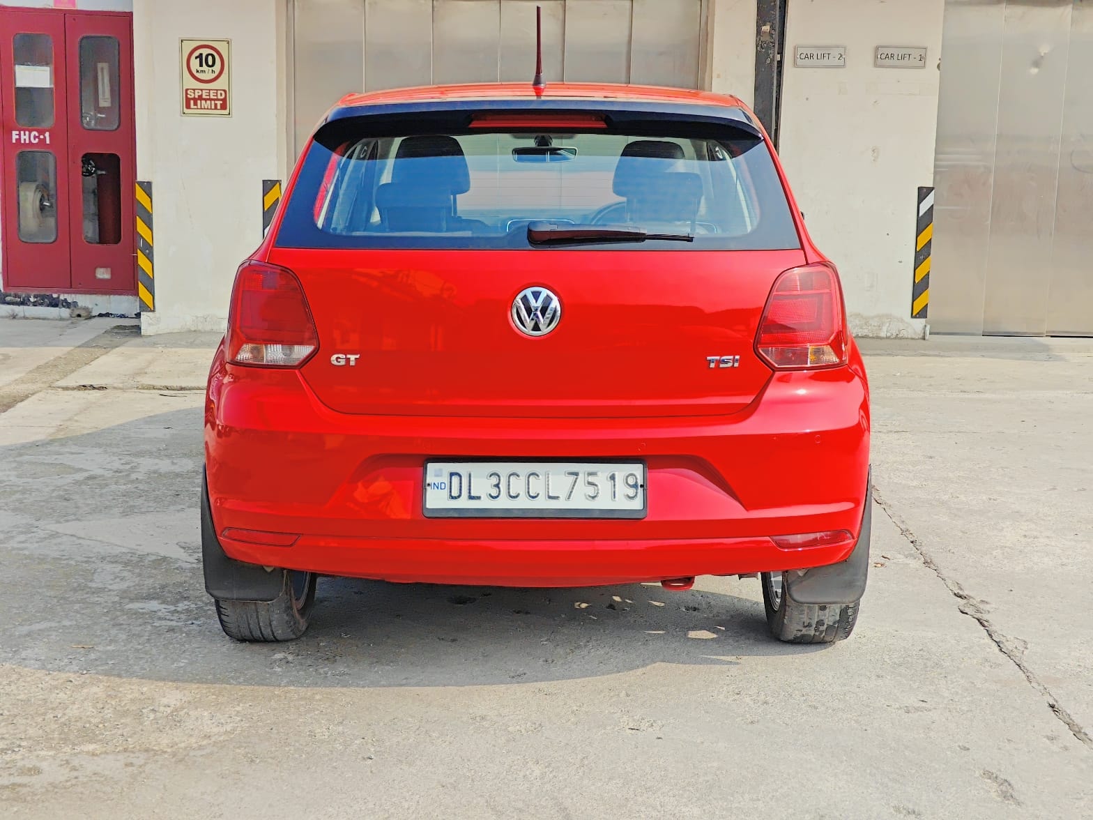 Polo image 4 Polo image 4