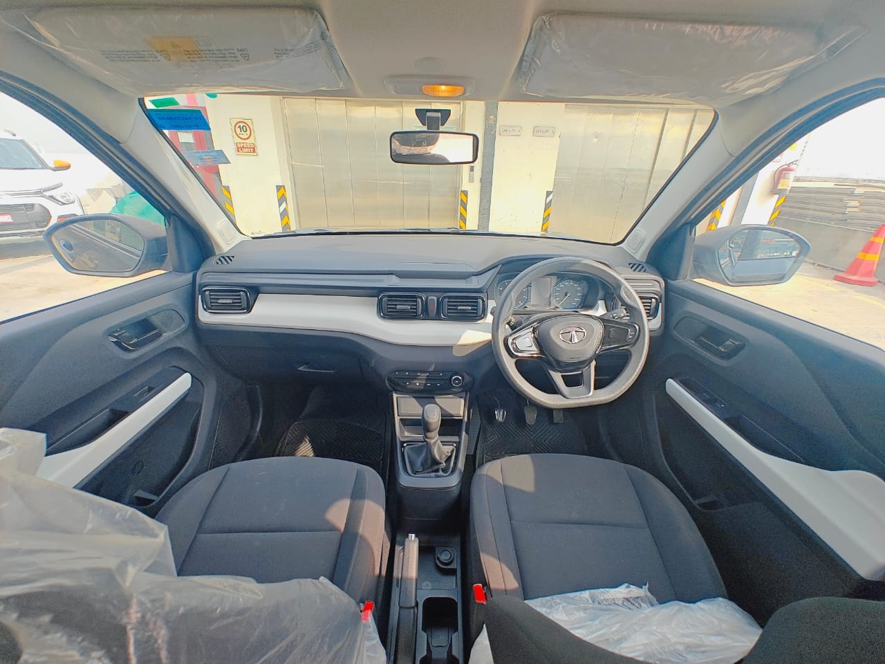 Punch image 9 Punch image 9