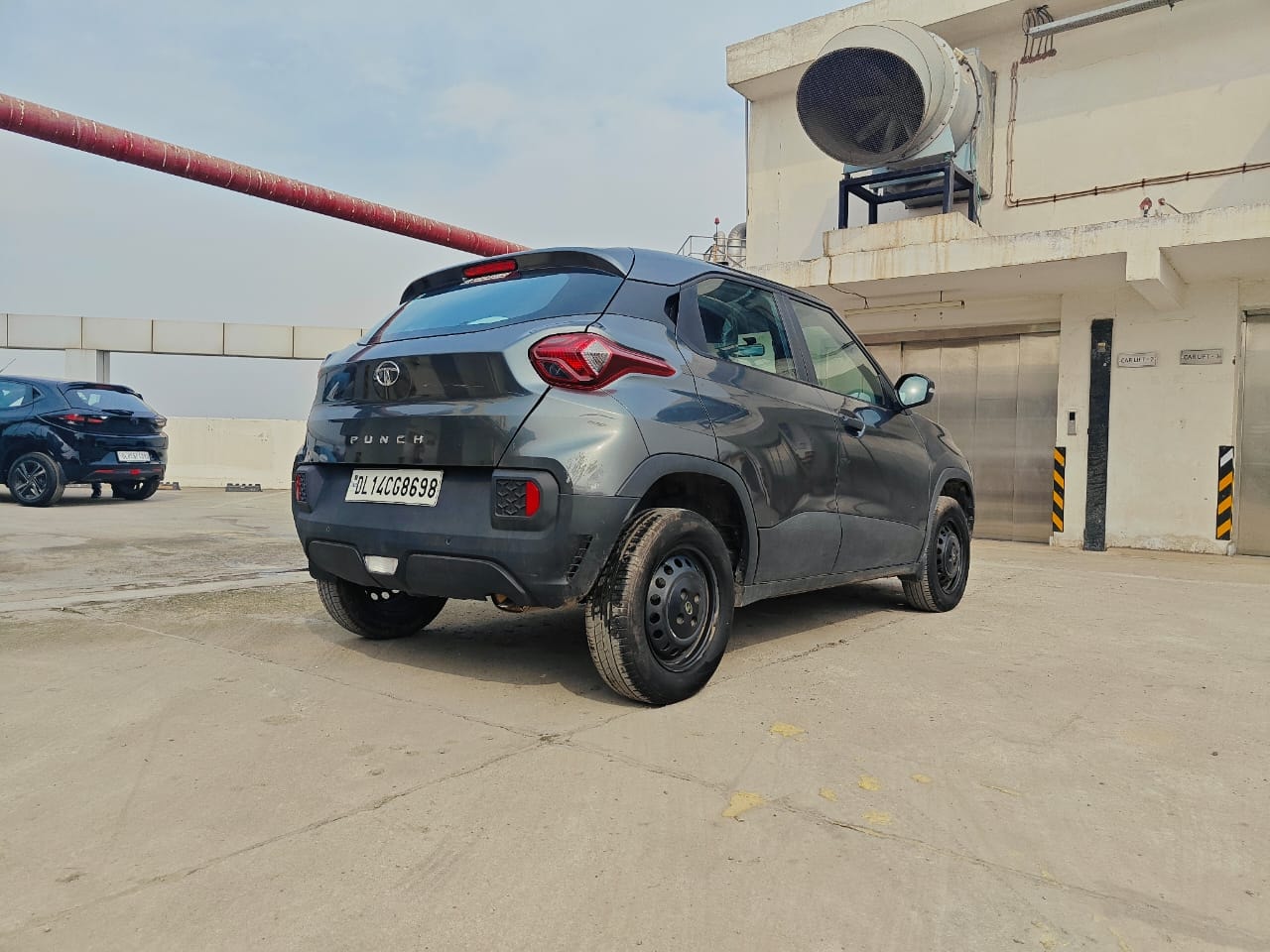 Punch image 4 Punch image 4