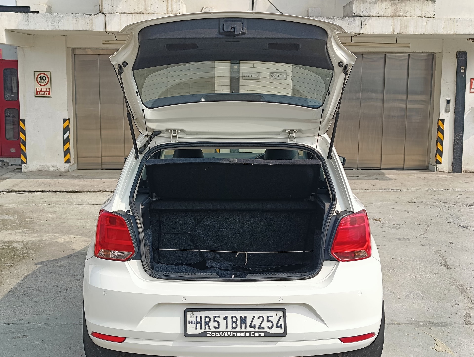 Polo image 10 Polo image 10