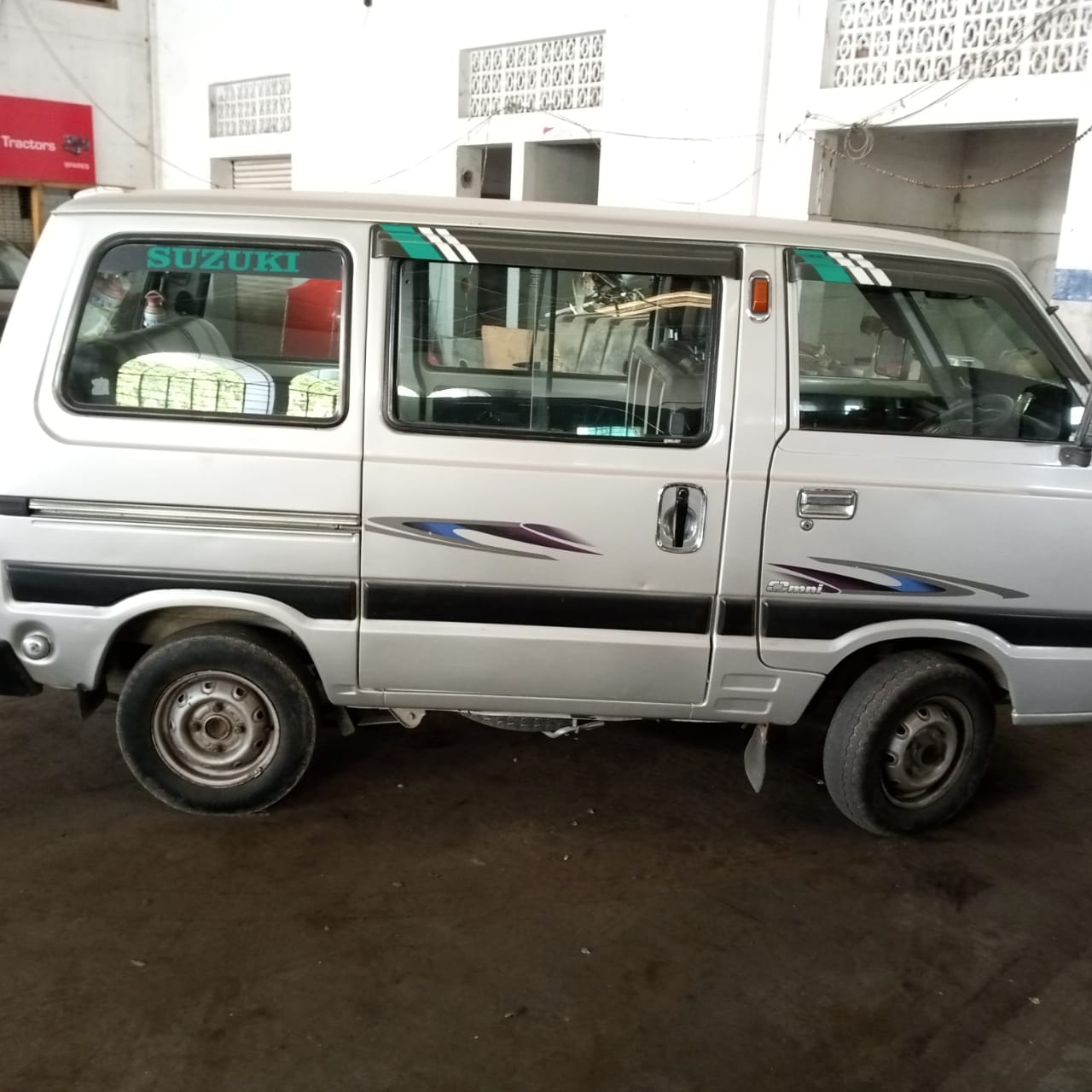 Omni image 4 Omni image 4