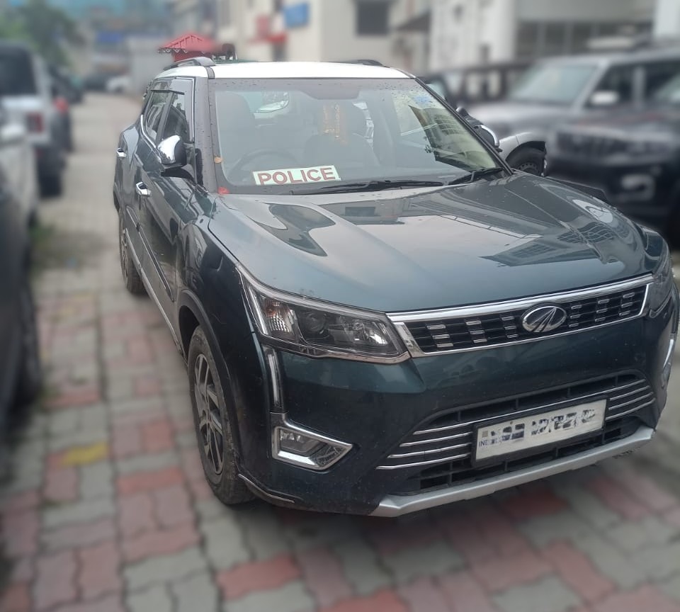 Used 2022 Mahindra XUV300 Used 2022 Mahindra XUV300