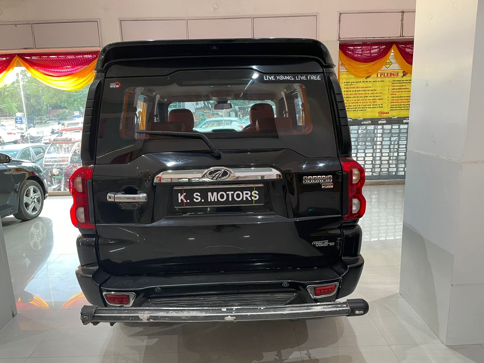 Scorpio image 4 Scorpio image 4