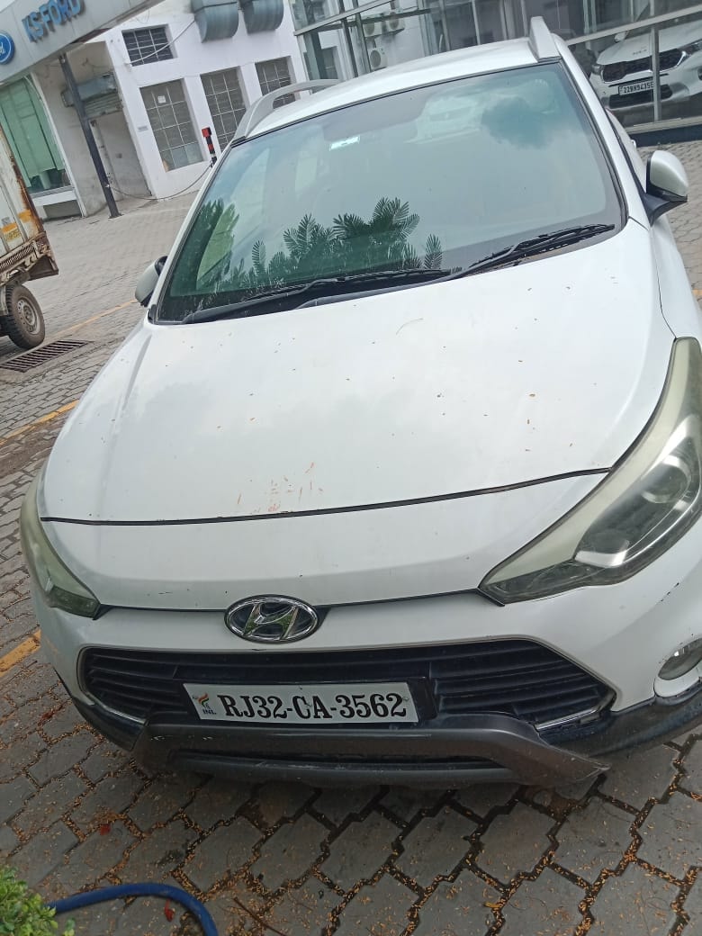 Used 2015 Hyundai i20 Active Used 2015 Hyundai i20 Active