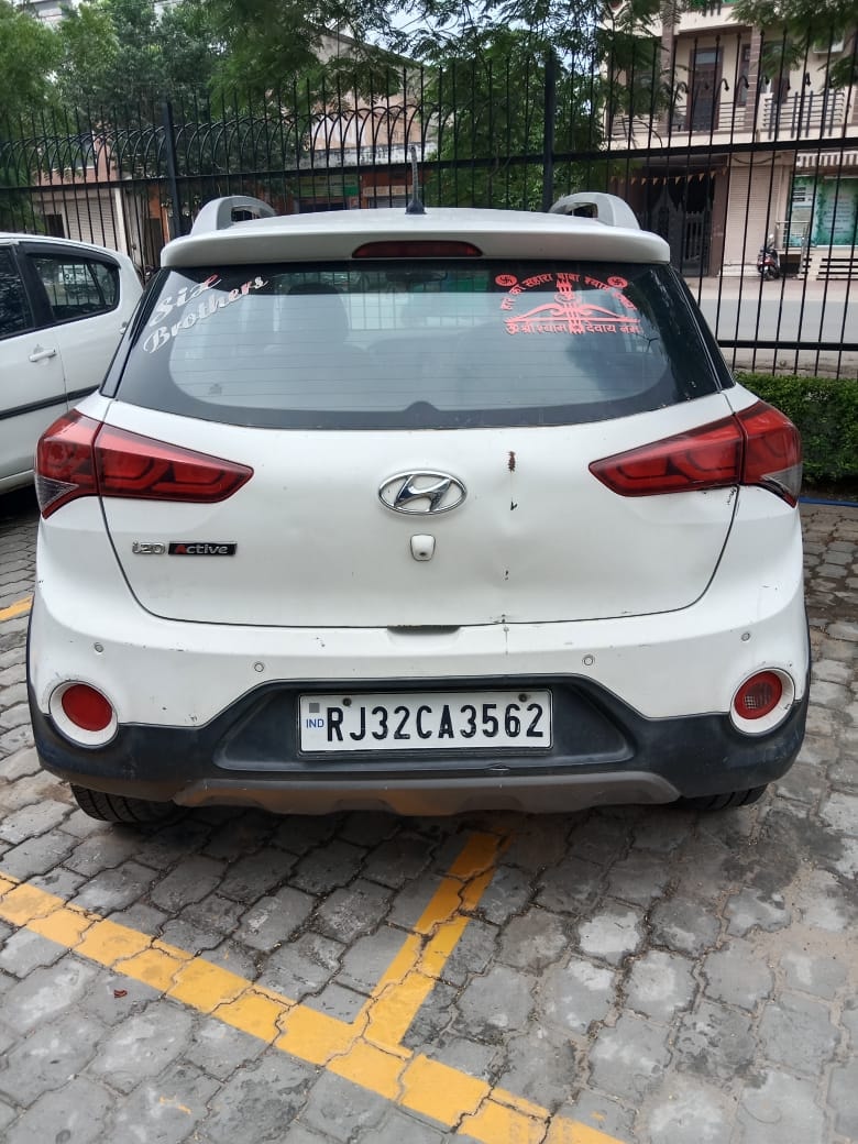 Used 2015 Hyundai i20 Active Used 2015 Hyundai i20 Active