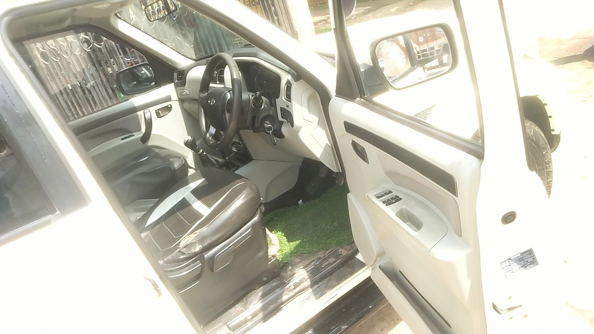 Scorpio image 18 Scorpio image 18