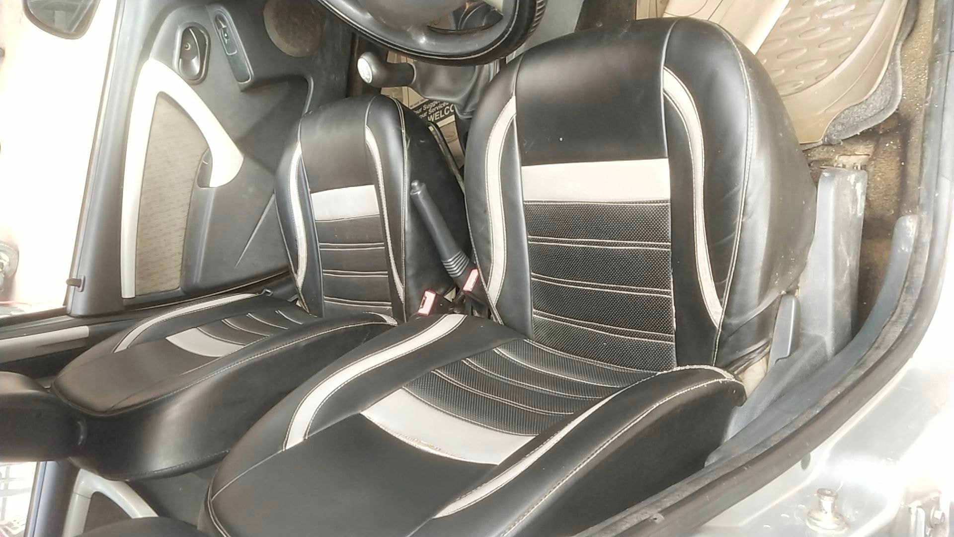 Duster image 19 Duster image 19