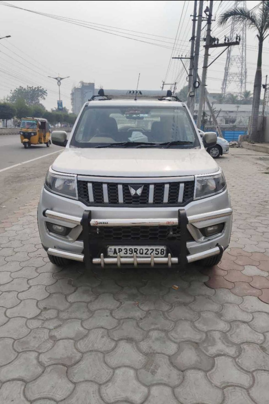 Used 2022 Mahindra Bolero Neo Used 2022 Mahindra Bolero Neo