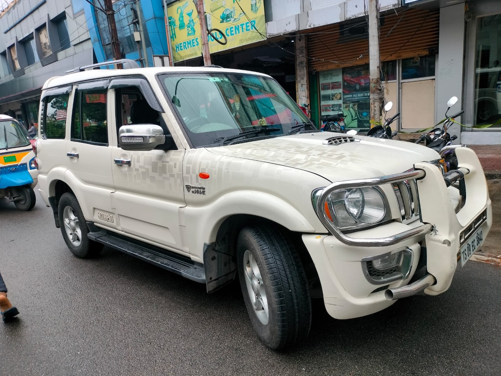 Scorpio image 3 Scorpio image 3