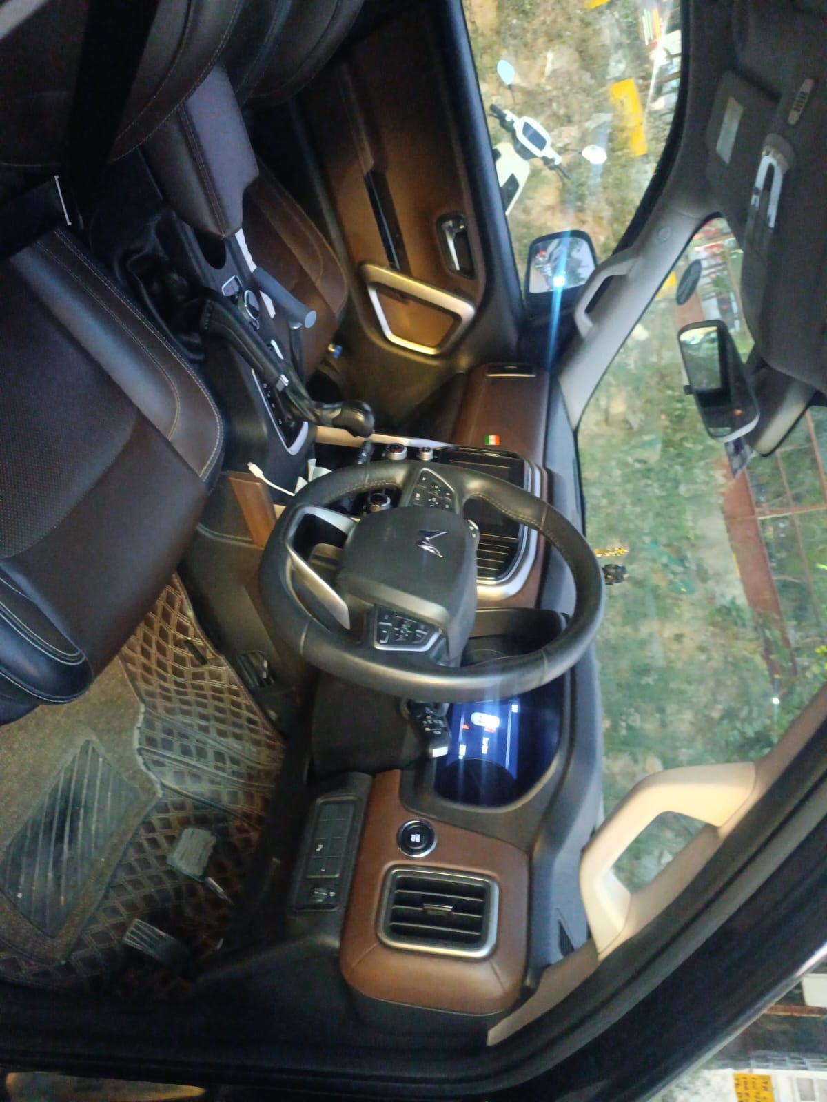 Scorpio-N image 3 Scorpio-N image 3