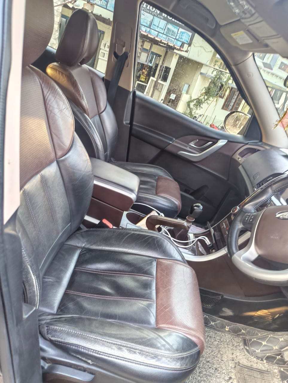 XUV500 image 7 XUV500 image 7