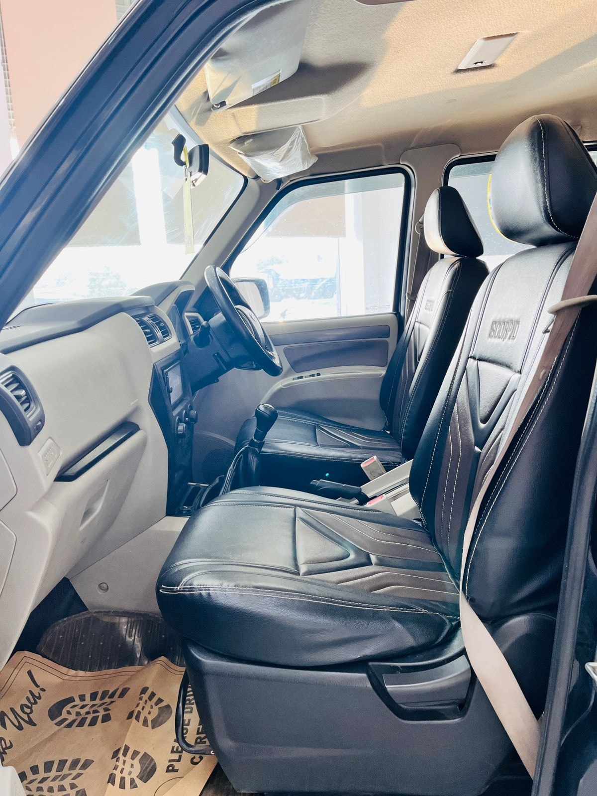 Scorpio image 15 Scorpio image 15