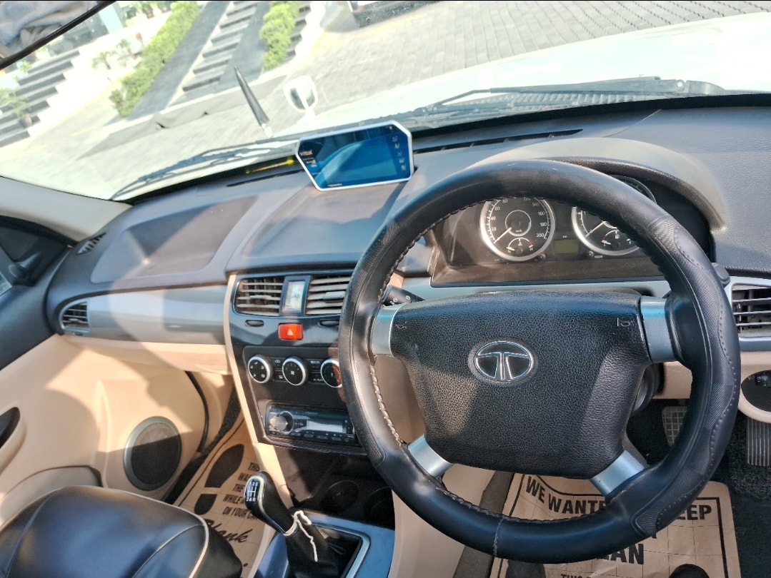 Safari Storme image 11 Safari Storme image 11