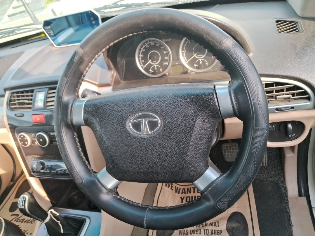 Safari Storme image 12 Safari Storme image 12