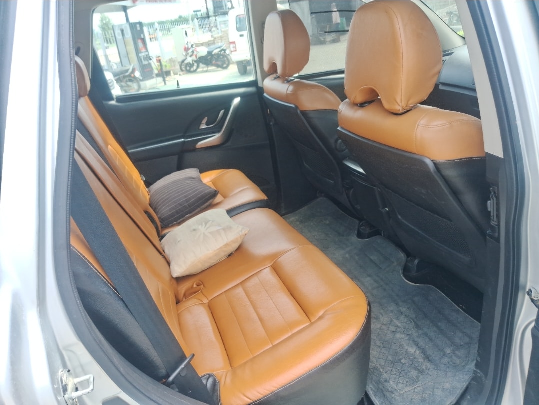 Used 2018 Mahindra XUV500 Used 2018 Mahindra XUV500