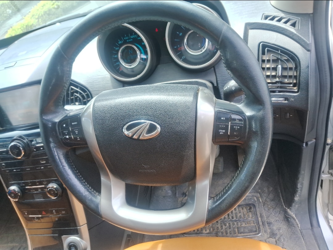 Used 2018 Mahindra XUV500 Used 2018 Mahindra XUV500