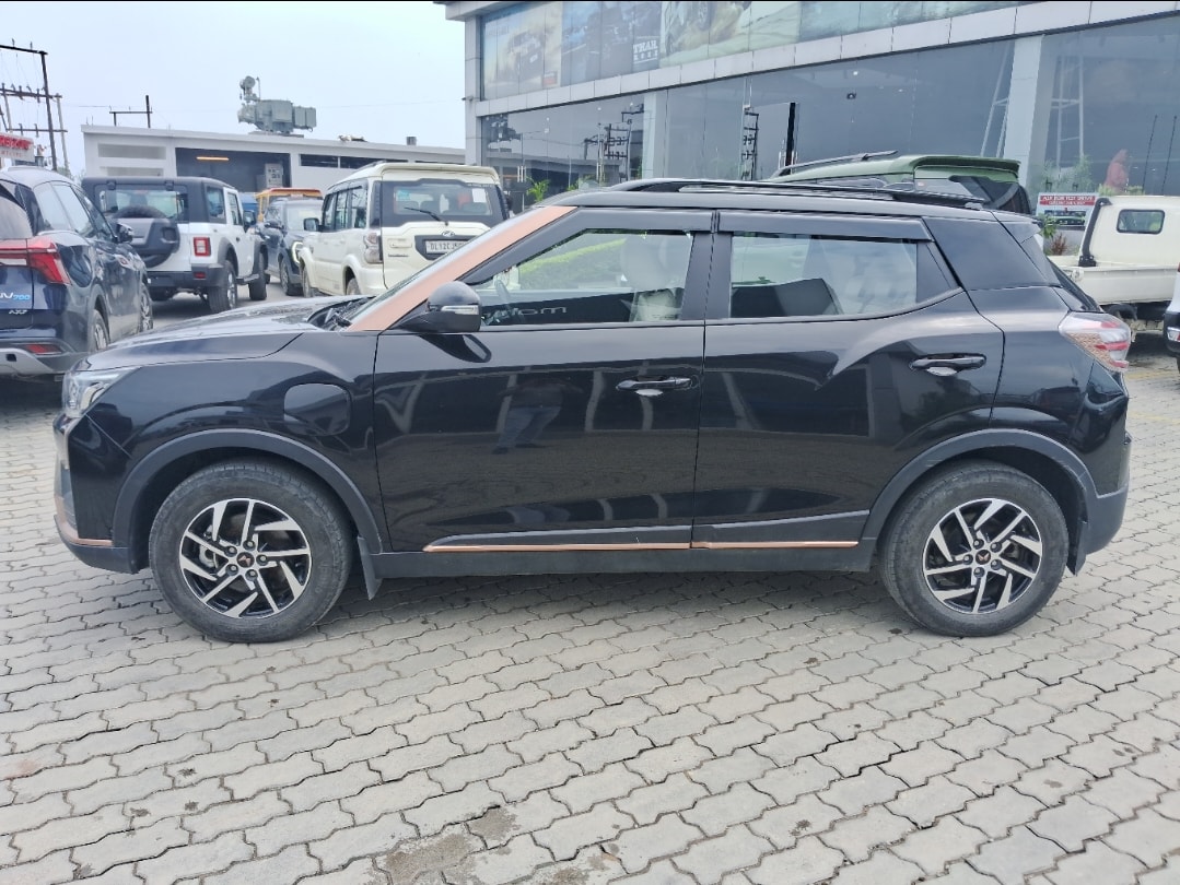 Used 2024 Mahindra XUV400 Used 2024 Mahindra XUV400