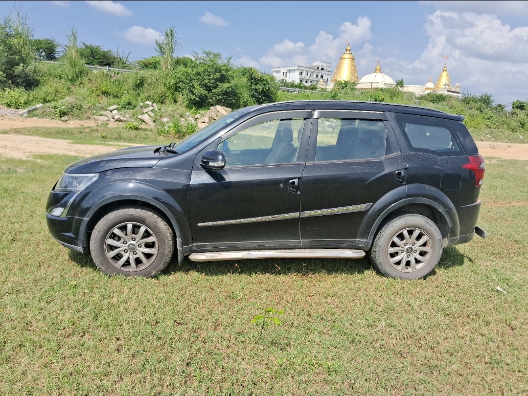 Used 2018 Mahindra XUV500 Used 2018 Mahindra XUV500