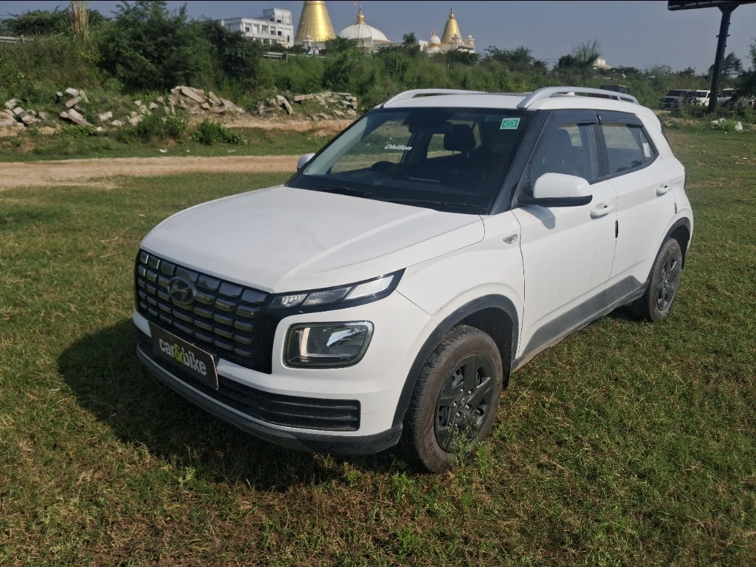 Used 2024 Hyundai Venue Used 2024 Hyundai Venue