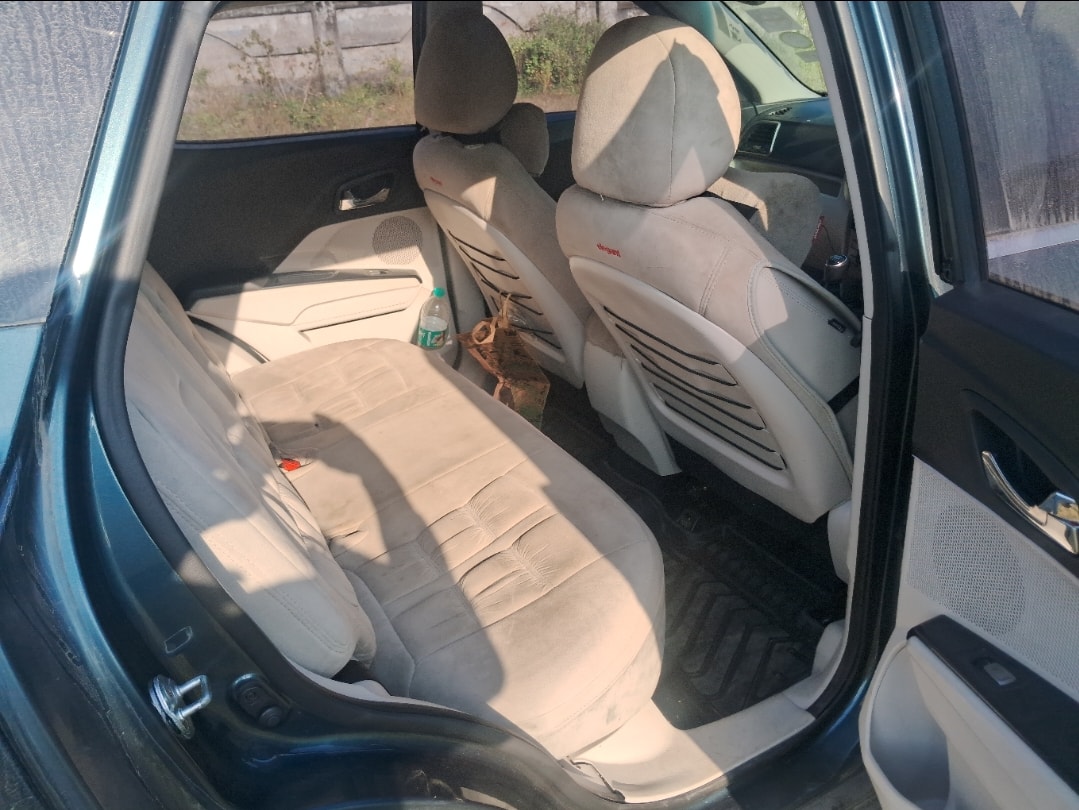 Used 2020 Mahindra XUV300 Used 2020 Mahindra XUV300