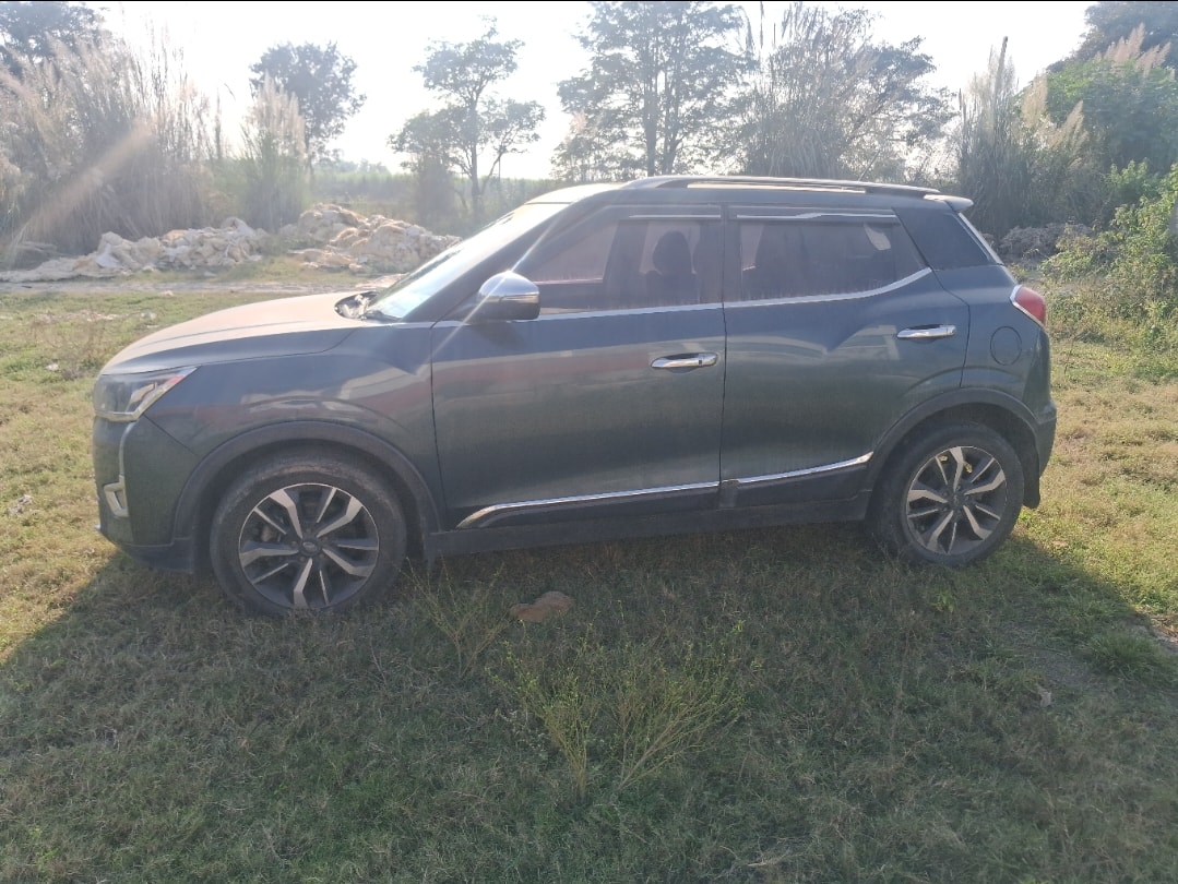 XUV300 image 2 XUV300 image 2