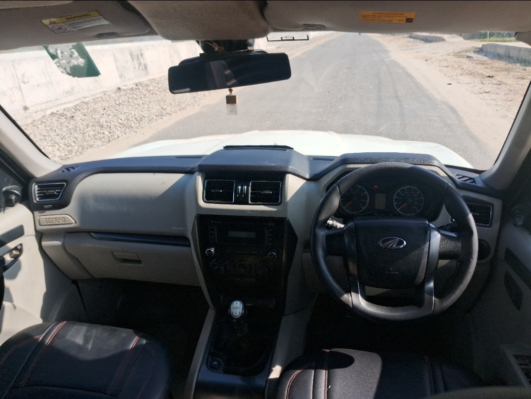 Used 2015 Mahindra Scorpio Used 2015 Mahindra Scorpio