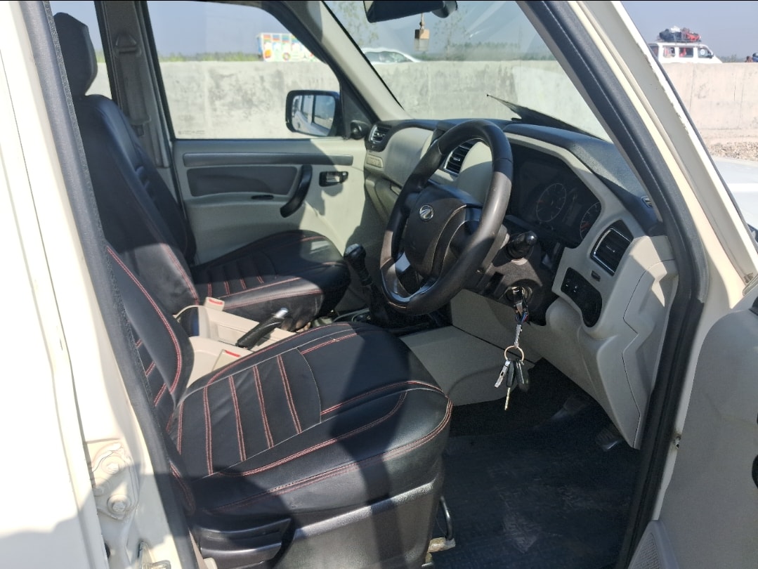 Used 2015 Mahindra Scorpio Used 2015 Mahindra Scorpio